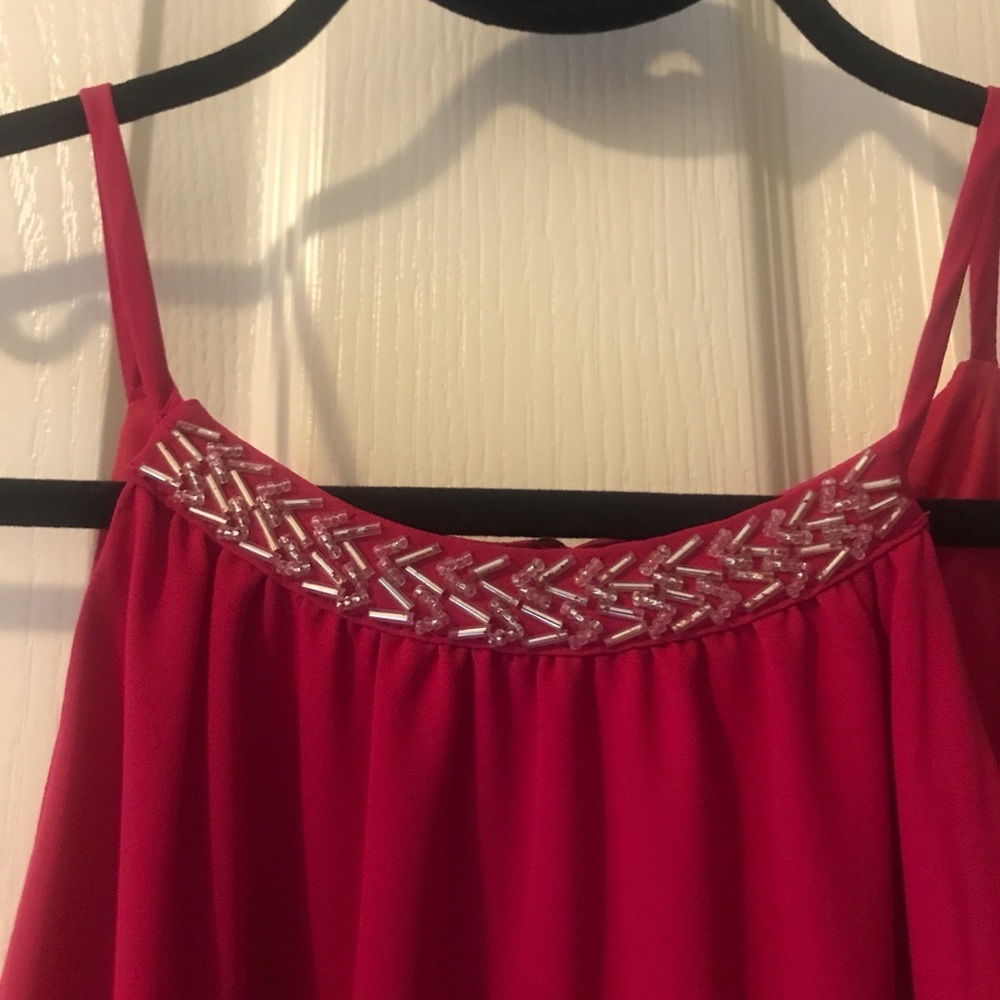 Guess Red Sleeveless Top - Picture 3 of 9